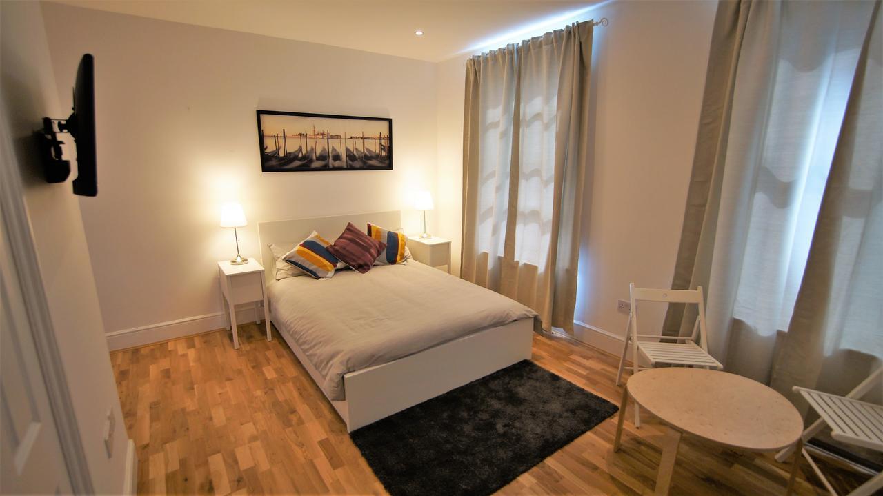 Ifield Road Apartments By Mayfair Stay Londra Dış mekan fotoğraf